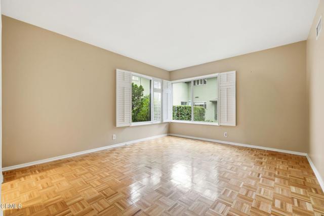 Building Photo - 313 S Orange Grove Blvd