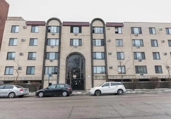 Building Photo - 1523 W Morse Ave