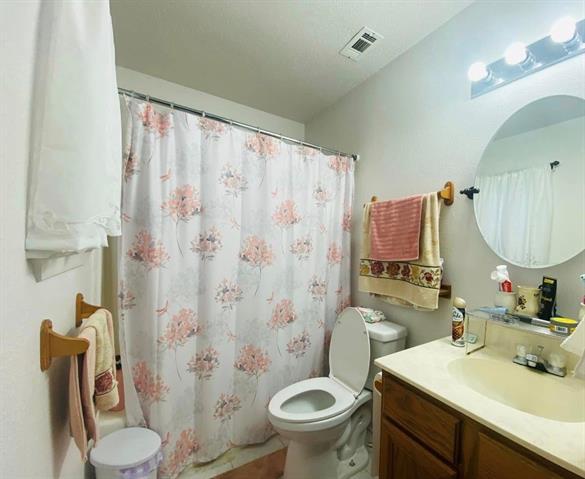 Building Photo - 504 Wilson Rd