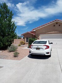 Building Photo - GREAT AREA!