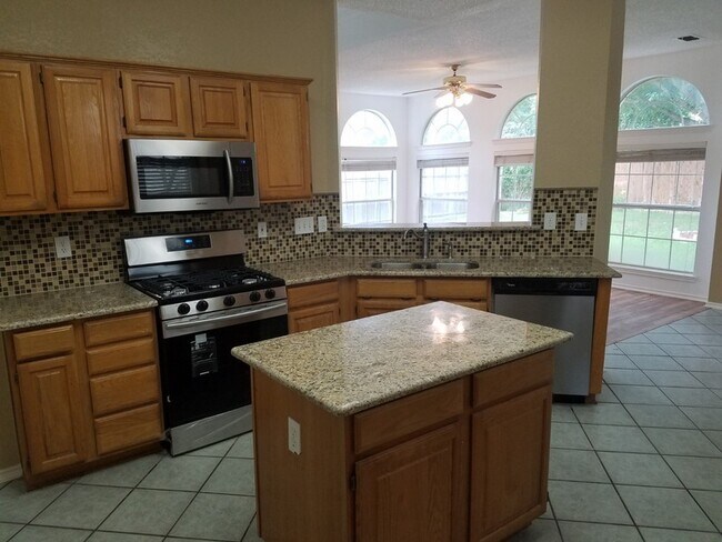 Building Photo - 6717 Carrington Dr
