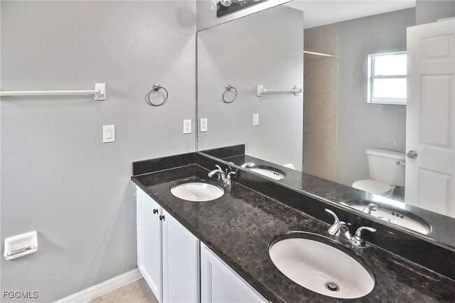 Building Photo - 4016 35th St SW