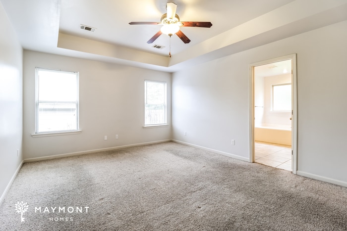 Building Photo - 1011 Katy Ln