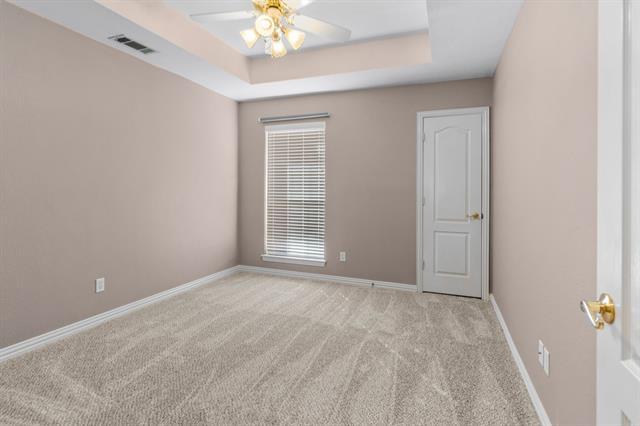 Building Photo - 2 Shields Ct