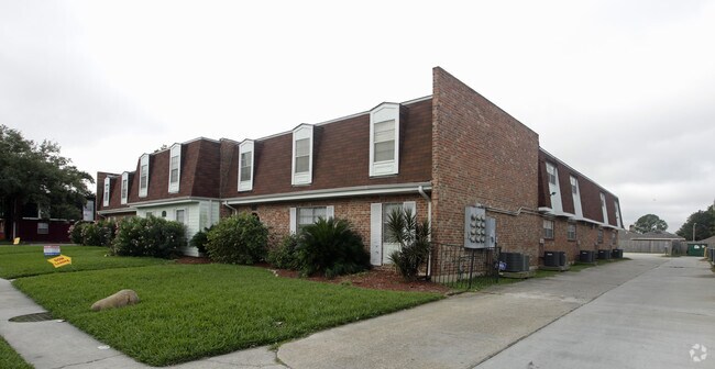 Primary Photo - 7122-7130 Crowder Blvd
