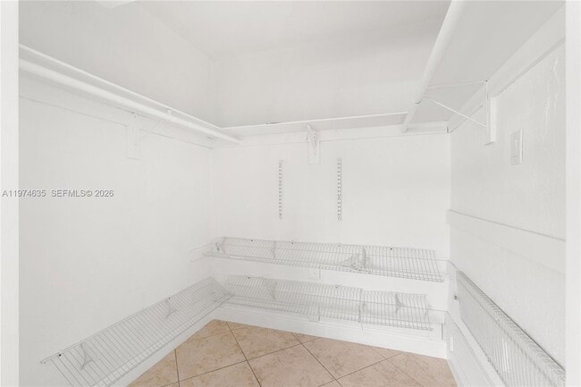 Building Photo - 1381 W 63rd St