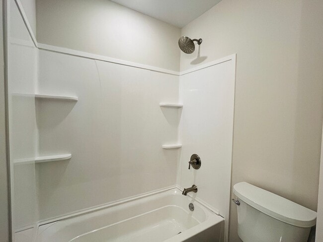 Building Photo - New Construction! 3 bedroom 2 bathroom home in Lagrange! Must see!