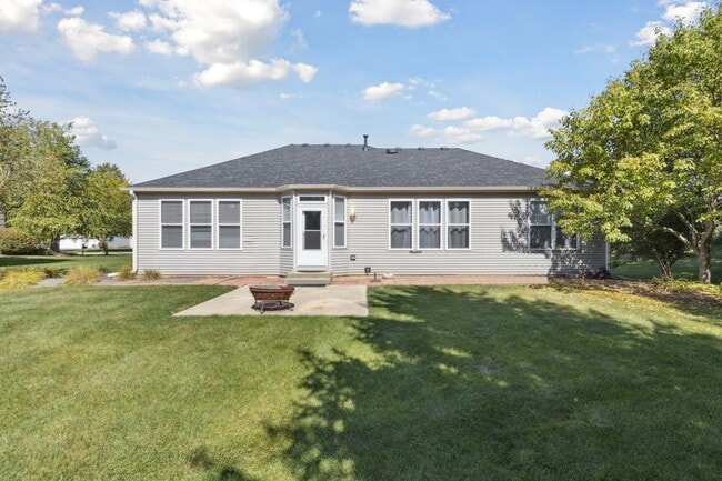 Building Photo - 3403 Green Pastures Ln