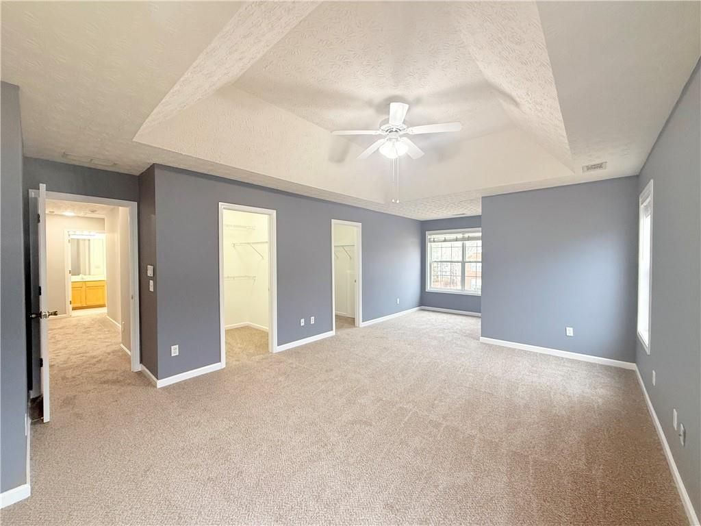 Building Photo - 945 Sweet Mill Ln