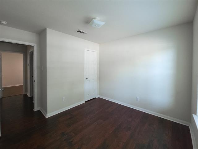 Building Photo - 609 Canoe Way