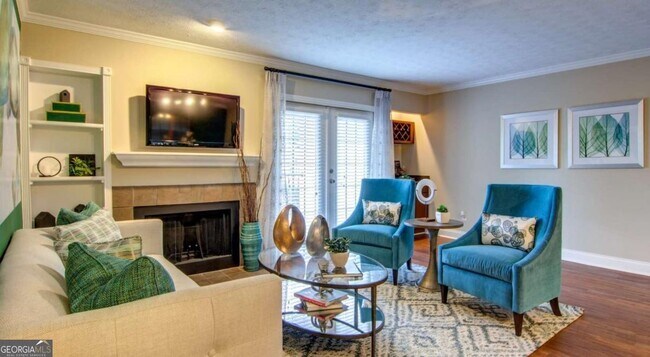 Building Photo - 100 Pinhurst Dr