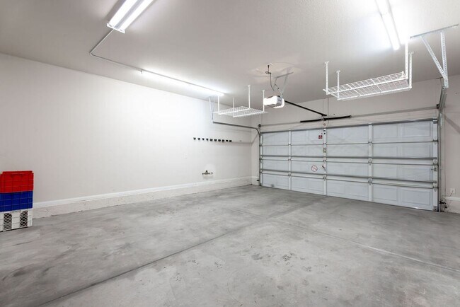 Building Photo - 4433 Weitzman Pl