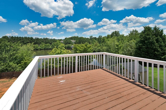 Building Photo - Coing Soon 2/25/26) Impressive 4 Bed, 3 Bath with Home Office!