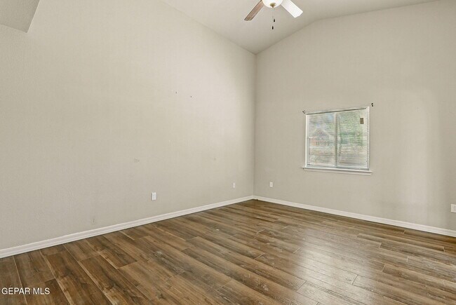 Building Photo - 14329 Owl Point Ave