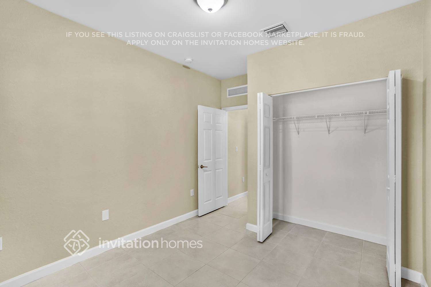 Building Photo - 3424 W 110th St