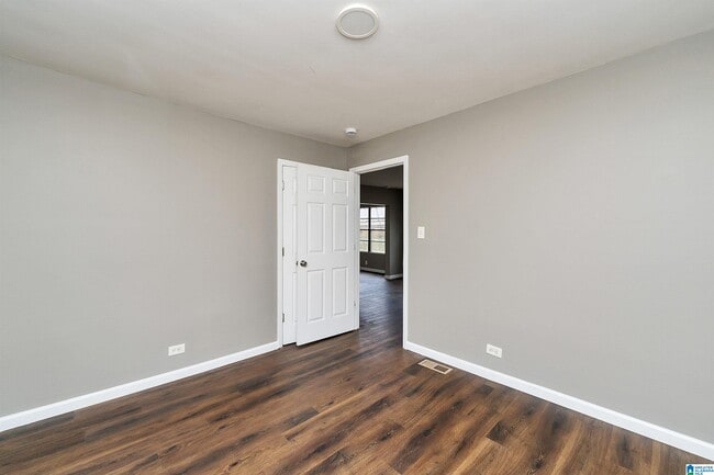 Building Photo - 1344 Pratt Hwy