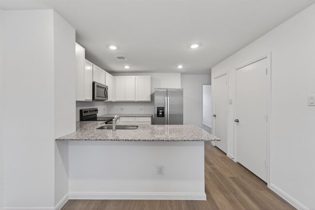 Building Photo - 2037 E Gemini Dr