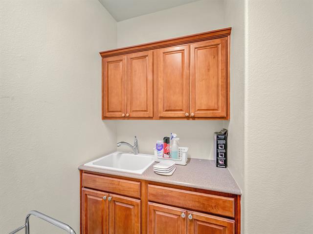 Building Photo - 7769 Laurel Valley Ln