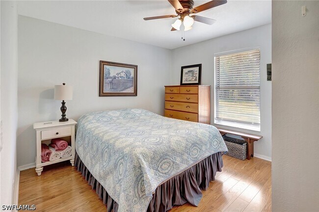 Building Photo - 3520 2nd Ave NE