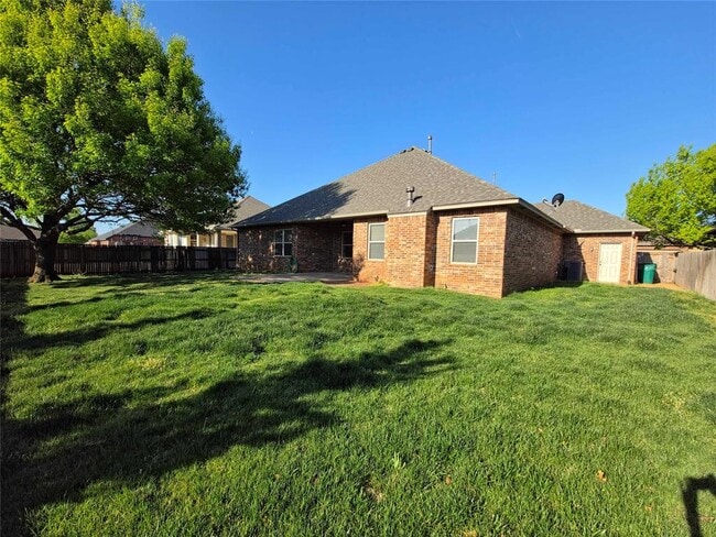 Building Photo - 16008 Bravado Pl