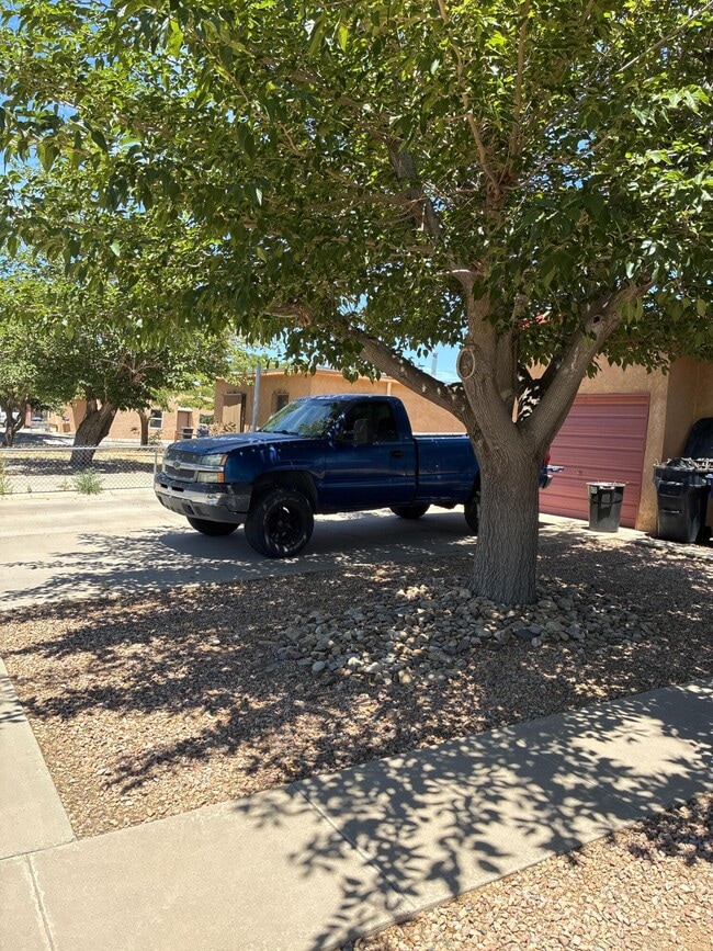 Building Photo - 2842 Quincy St NE