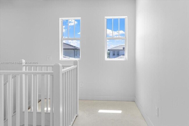 Building Photo - 12237 Green Oak Dr