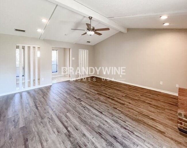 Building Photo - 1206 Misty Way