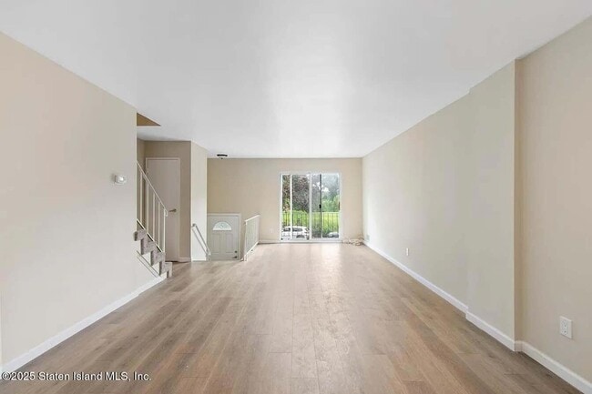 Building Photo - 1630 Forest Hill Rd