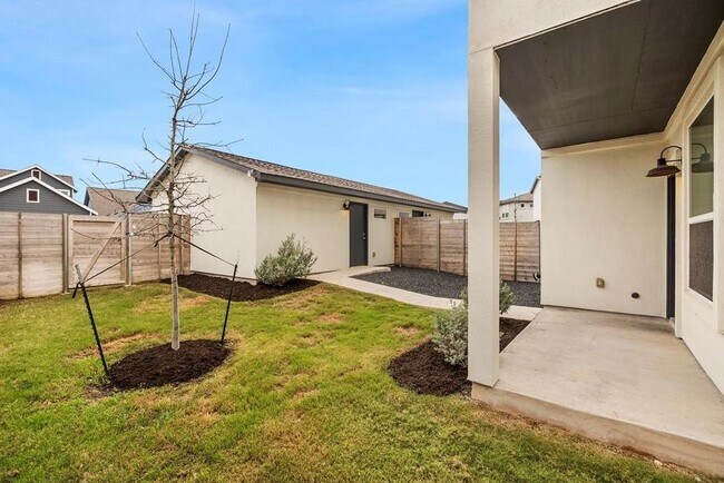 Building Photo - 5409 Baythorne Dr