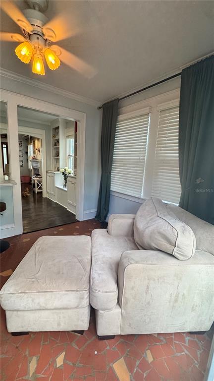 Building Photo - 433 SE 7th St