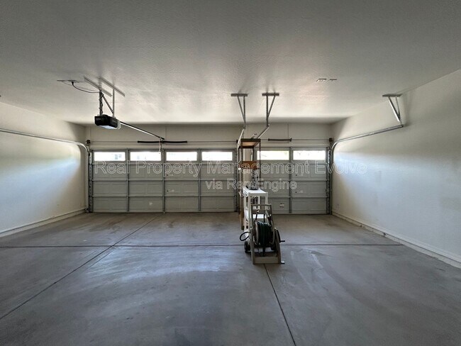 Building Photo - 9707 S 45th Ave