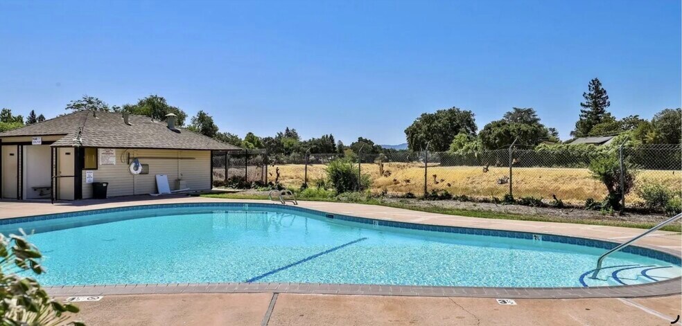 Building Photo - 1039 Mohr Ln