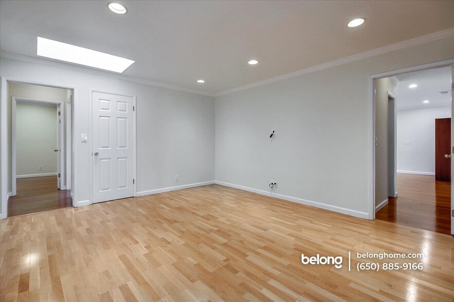 Building Photo - 1535 San Joaquin Ave