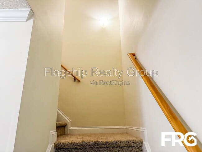 Building Photo - 4243 Dudleys Grant Dr