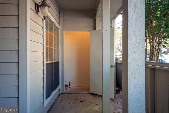 Building Photo - 12153 Penderview Ln