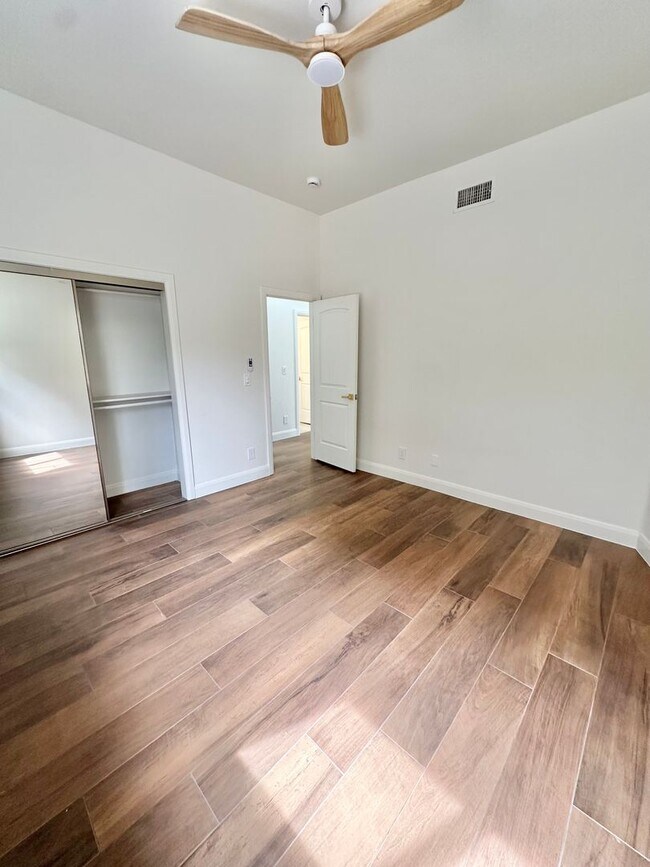 Building Photo - Beautiful 3-bed 2 bath Home! VIEWS VIEWS V...