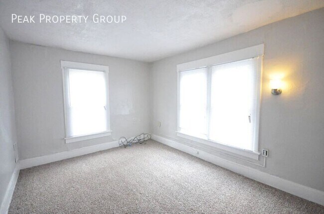 Building Photo - 311 E 17th Ave