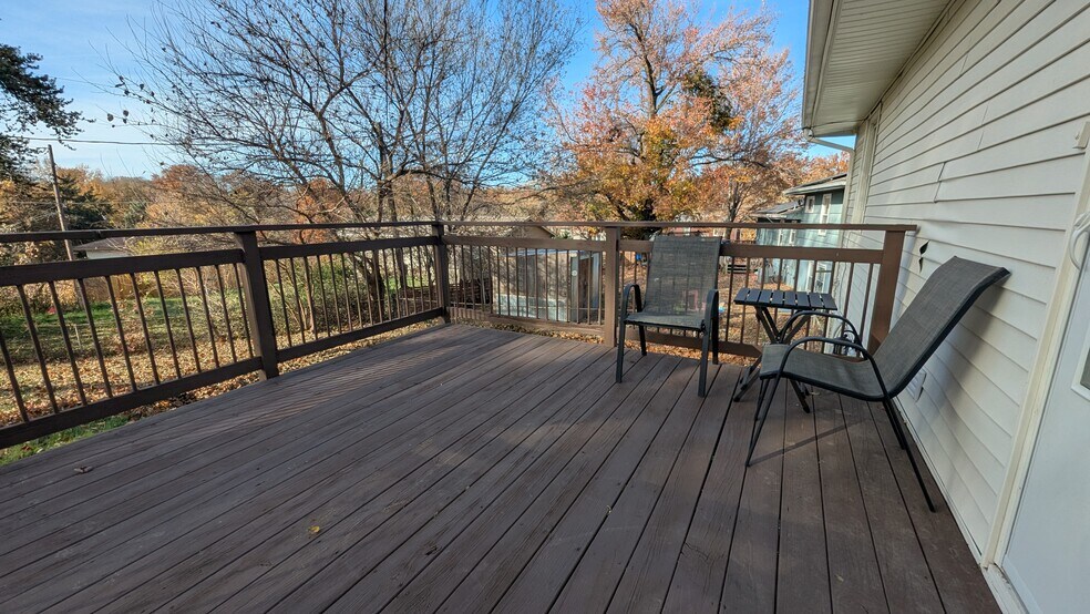 Building Photo - 7512 N Hemple Ave