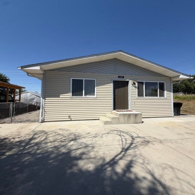 Building Photo - 1147 Eldora Ln