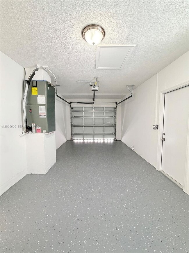 Building Photo - 8581 NW 17th St