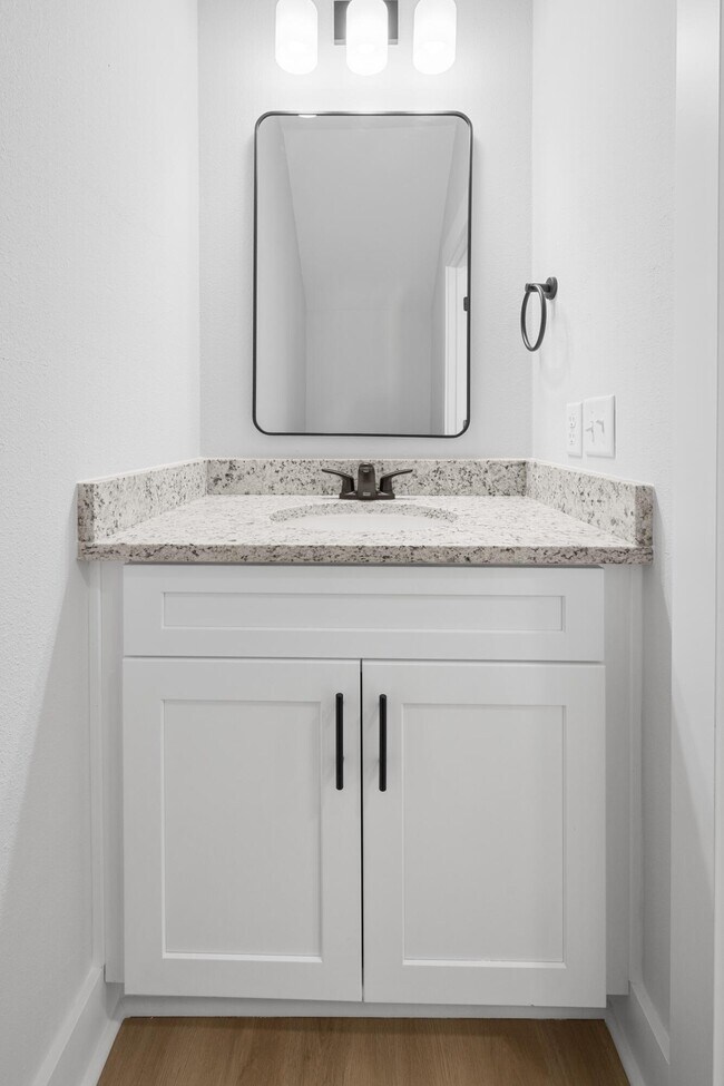 Building Photo - 1409 Little Brothers Ln