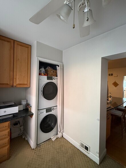 Building Photo - 2317 Huidekoper Pl NW