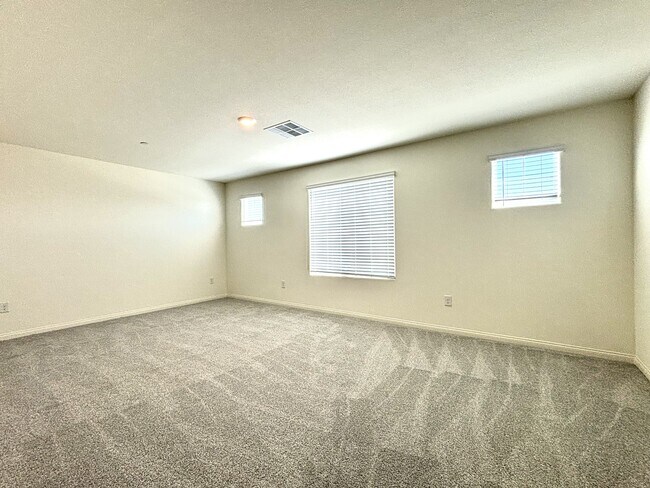 Building Photo - 4540 Bayley Skye Ave
