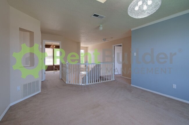 Building Photo - $MOVE IN SPECIAL PRICING$ 999.00 FIRST FULL MONTHS RENT.