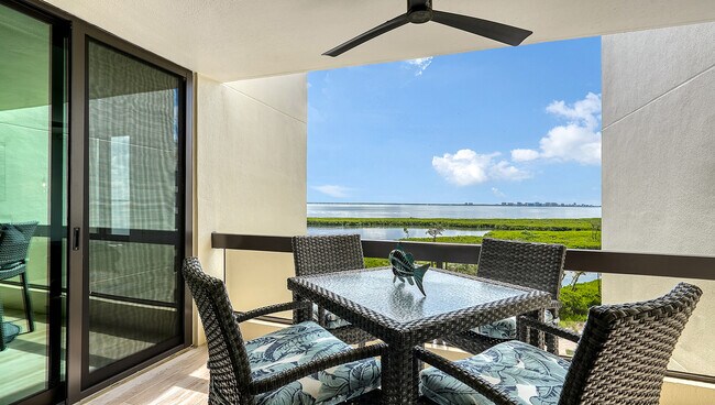 Building Photo - 1932 Harbourside Dr