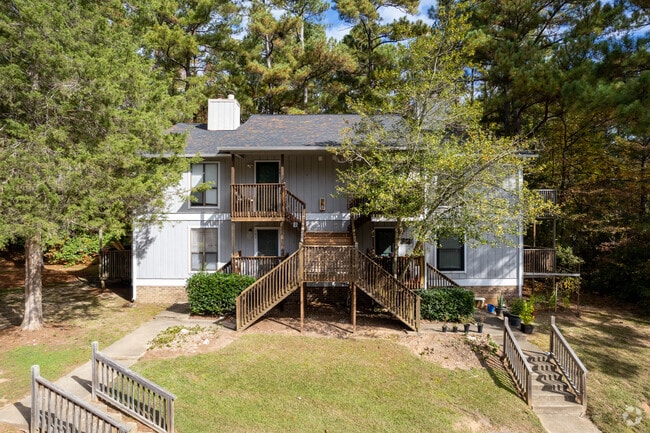 Building Photo - Sweetbriar