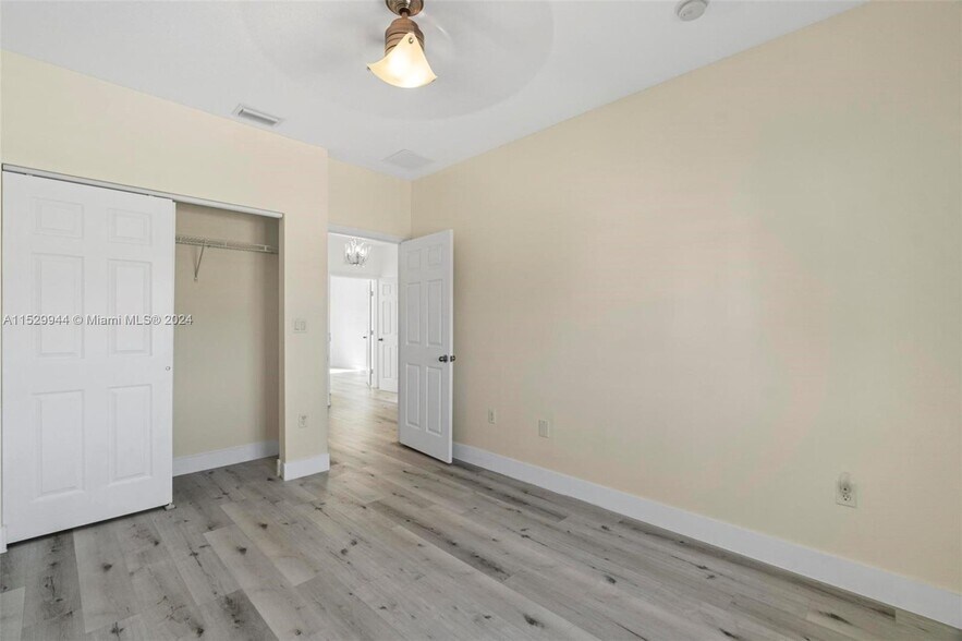 Building Photo - 15786 SW 141st St