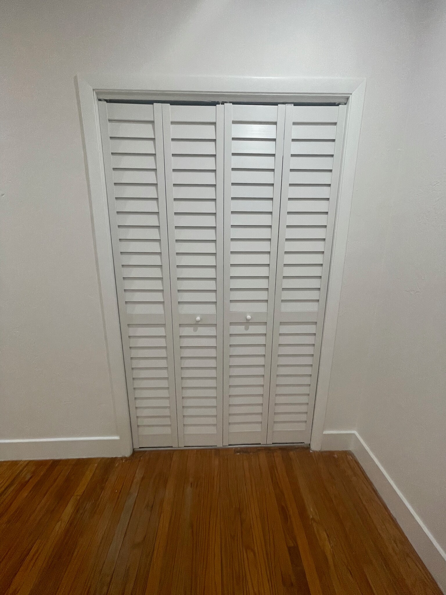 Building Photo - 2510 SW 27th St