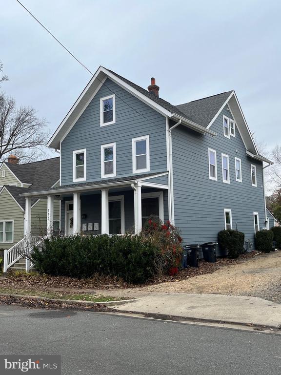 Building Photo - 112 E Howell Ave