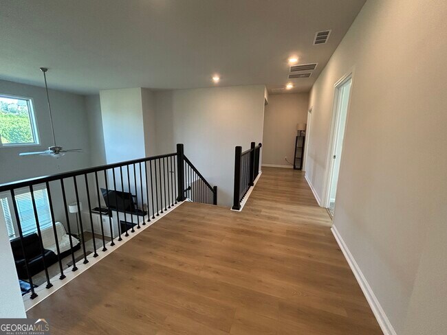 Building Photo - 8525 Tennyson Trce